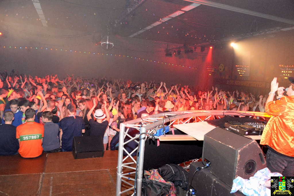 ../Images/Jeugddisco Wereldbal 134.jpg